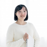 長沢 里沙